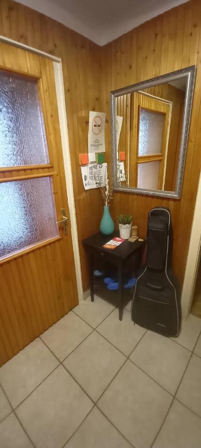 Kert Övezeti Lakás Gyöngyös Esterno foto